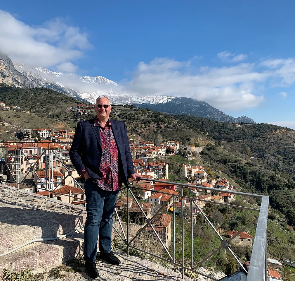 Word Defined Research Study Bible Volume 1